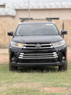 Toyota Highlander XLE 4dr SUV (3.5L 6cyl 6A) 2015 Black