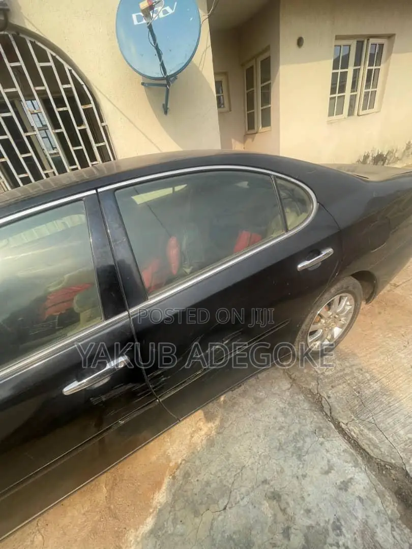Lexus ES 300 2005 Black