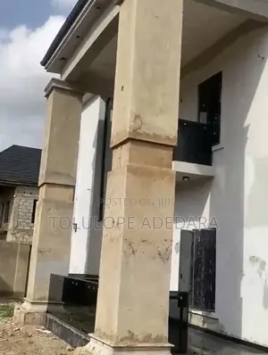 6bdrm Duplex in An Estate Behind, Lugbe District for sale