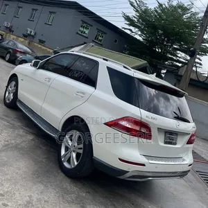 Mercedes-Benz M Class 2012 White
