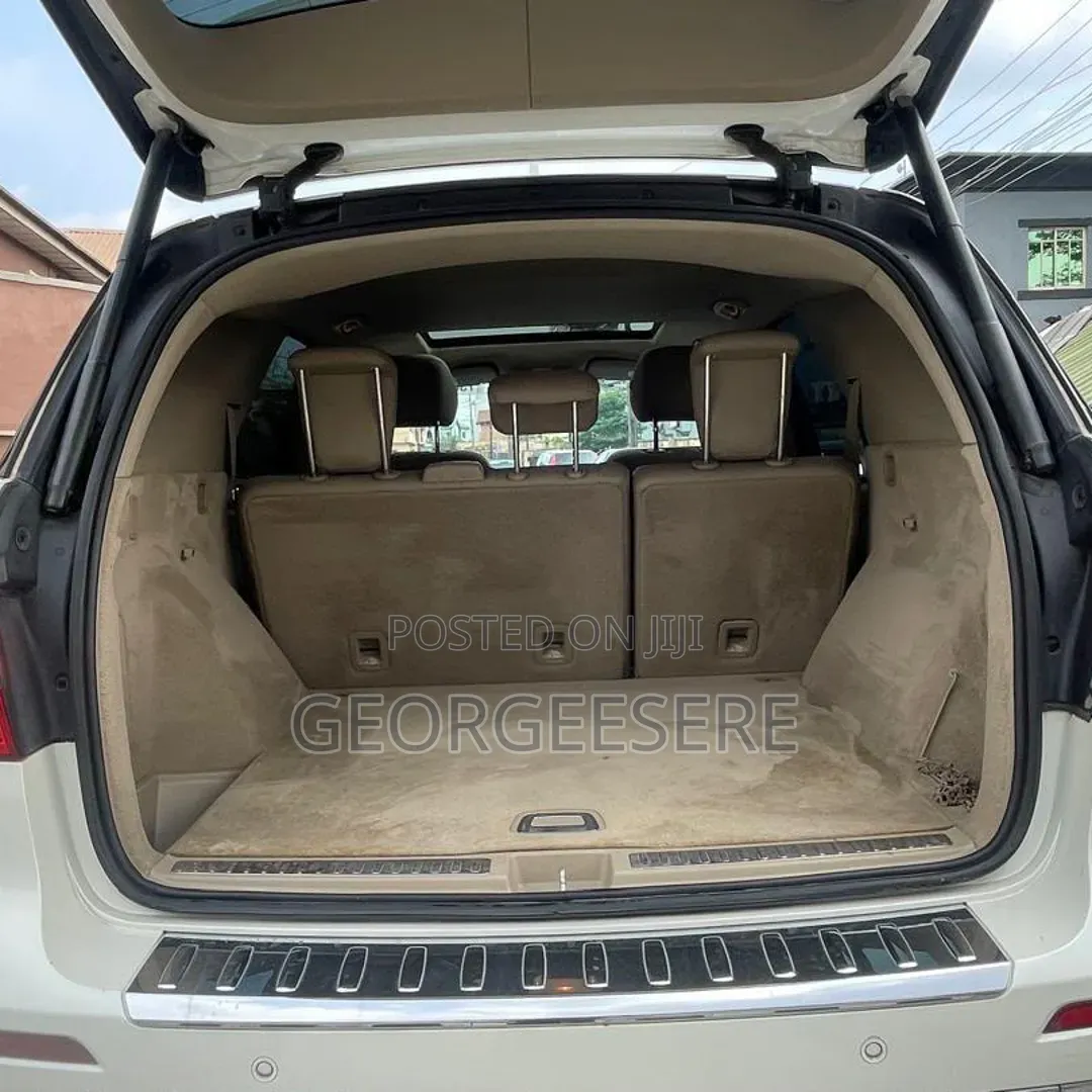 Mercedes-Benz M Class 2012 White