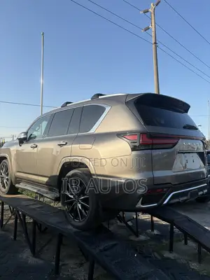Lexus LX 600 2022