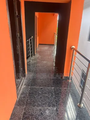 2bdrm Block of Flats in Shalom Estate, Akala Express for rent