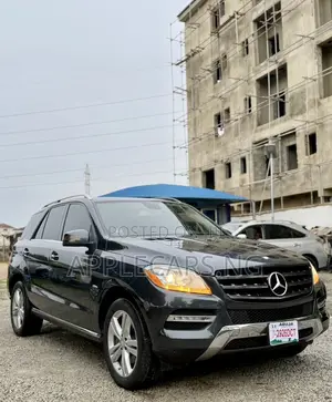 Mercedes-Benz M Class ML 350 4Matic 2012 Gray
