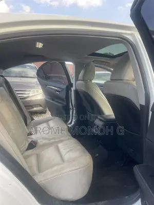 Lexus ES 2014 White