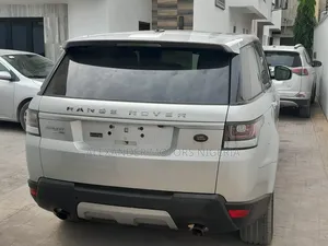 Land Rover Range Rover Sport HSE 4x4 (3.0L 6cyl 8A) 2014 Silver