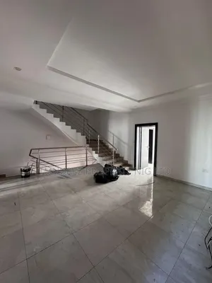 4bdrm Duplex in Ikota for rent