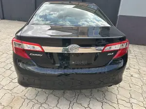 Toyota Camry XLE 4dr Sedan (2.5L 4cyl 6A) 2012 Black