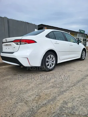 Toyota Corolla 2022 White