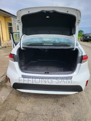 Toyota Corolla 2022 White
