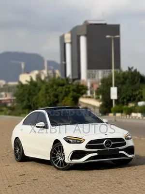 Mercedes-Benz C300 2024 White