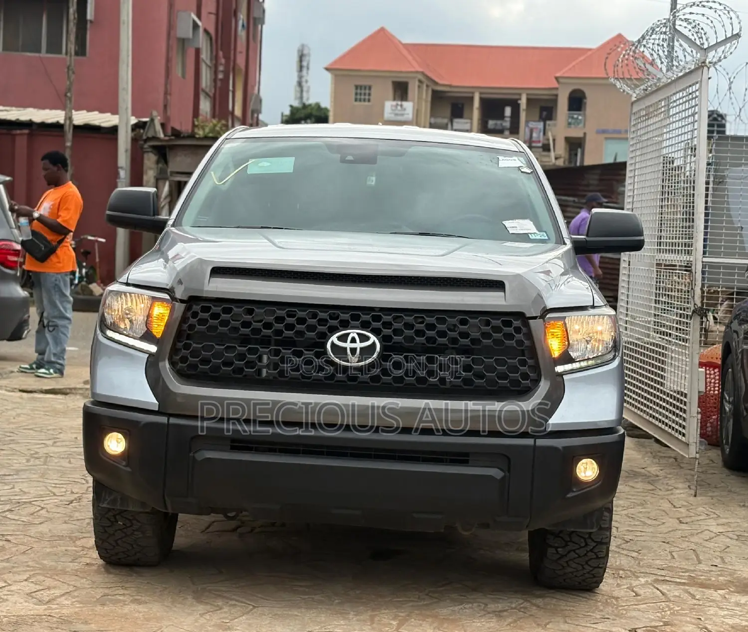 Toyota Tundra 2021 Gray