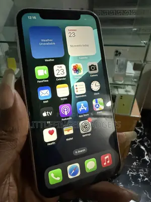 Apple iPhone XR 64 GB White