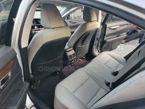 Lexus ES 2013 Silver