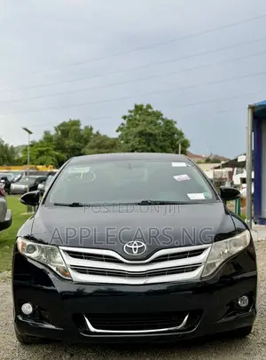 Toyota Venza XLE 2015 Black