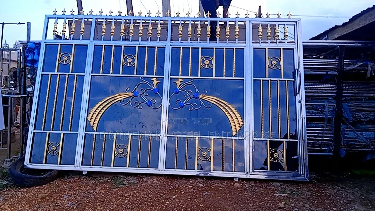 Stainless Black Gate