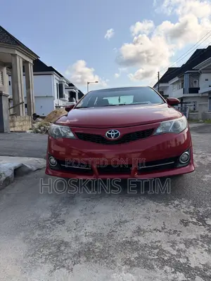 Toyota Camry SE Sport 4dr Sedan (2.5L 4cyl 6A) 2014 Red