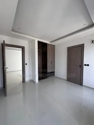 2bdrm Apartment in Lekki Phase 1 for rent