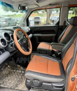 Honda Element 2006 Orange