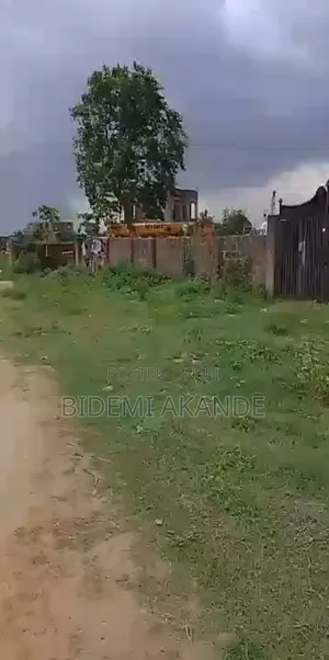 4 Acres Facing Lagos-Ibadan Expressway