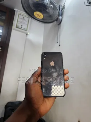 Apple iPhone XR 64 GB Black
