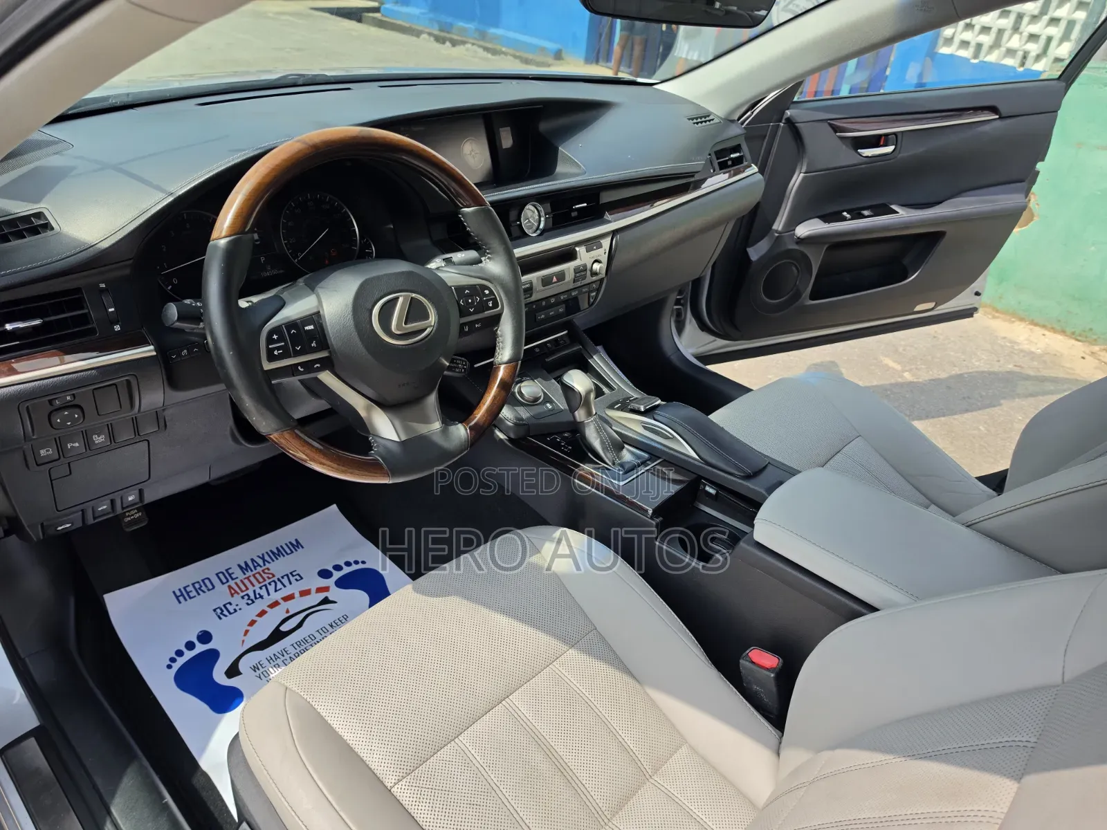 Lexus ES 2016 Silver