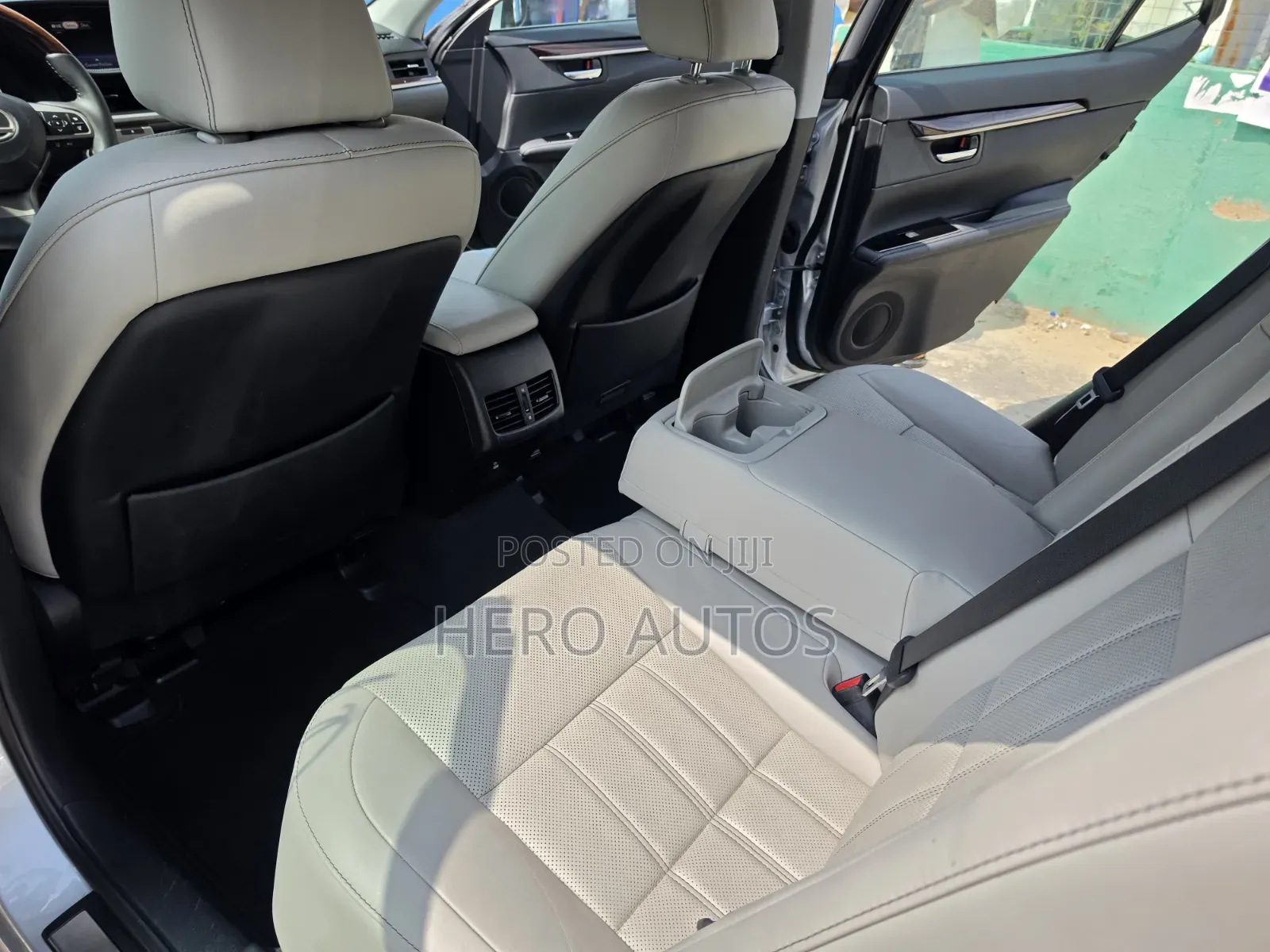 Lexus ES 2016 Silver