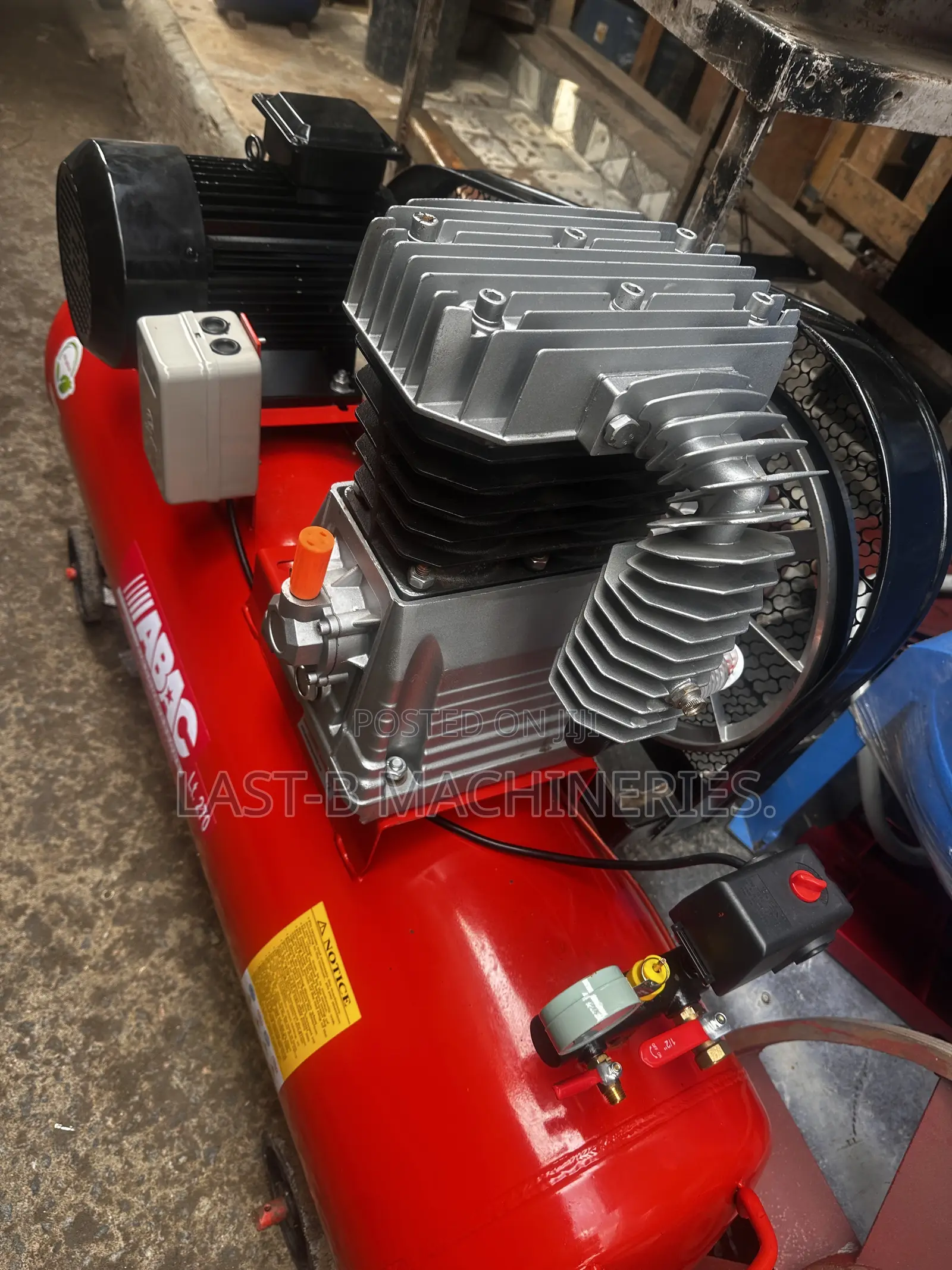 10hp, 300l Pistons Compressor