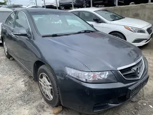 Honda Accord 2005 Gray