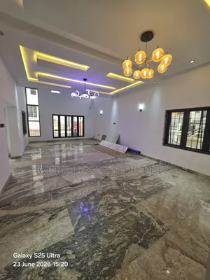 6bdrm Duplex in Guzape for sale