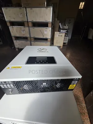 Ssolar Inverter and Battery