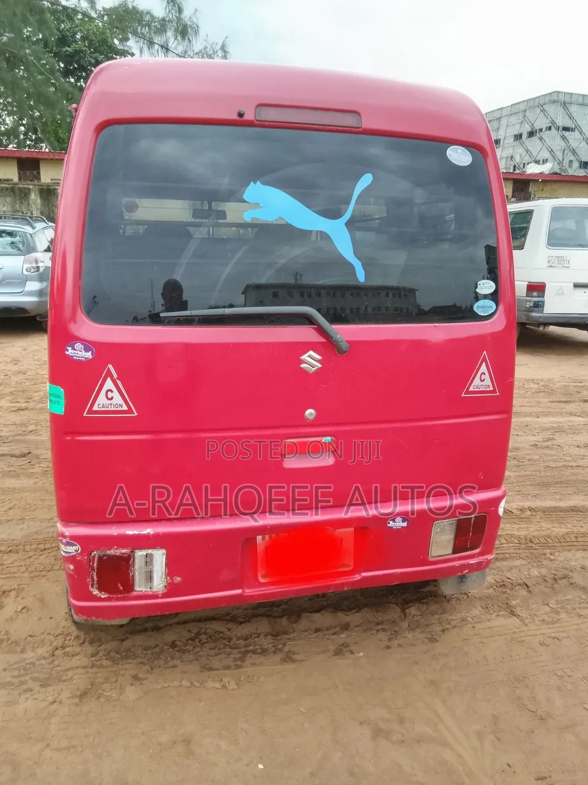 Suzuki APV Minibus 2012 Red