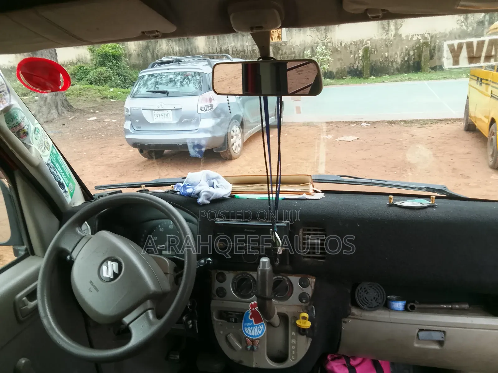 Suzuki APV Minibus 2012 Red