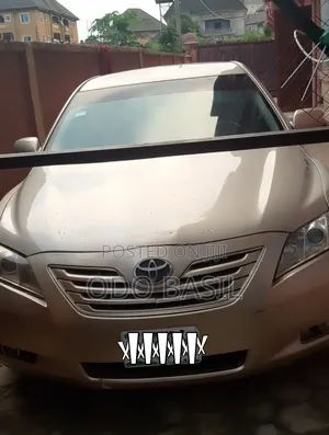 Toyota Camry 2007 Gold