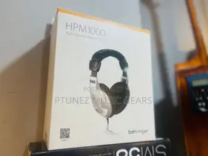 Studio Headphones Behringer