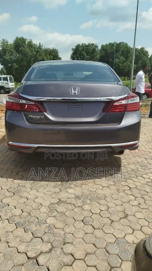 Honda Accord EX 4dr Sedan FWD (2.4L 4cyl 2A) 2017 Gray
