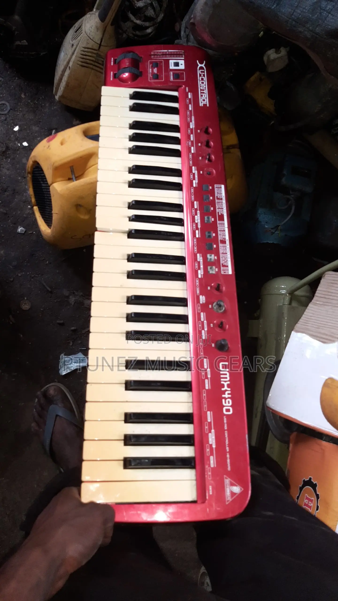 Midi Keyboard Behringer
