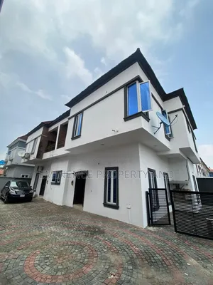 4bdrm Duplex in Ikota for rent