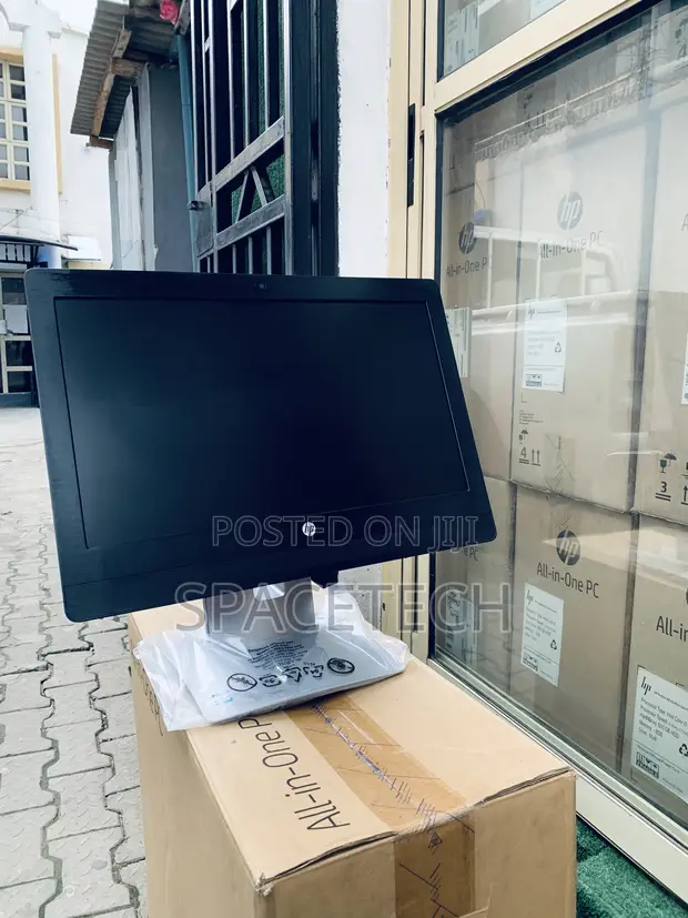 New Desktop Computer HP ProOne 600 G3 8GB Intel Core i5 HDD 500GB