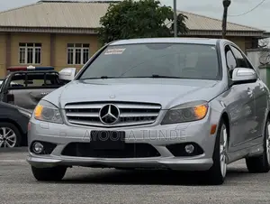 Mercedes-Benz C300 Sport 4Matic Sedan AWD (3.0L 6cyl 7A) 2011 Silver