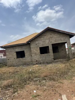 4bdrm Bungalow in Galadimawa for sale