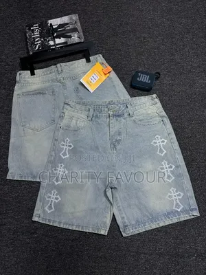Short Jeans
