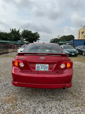 Toyota Corolla 2010 Red