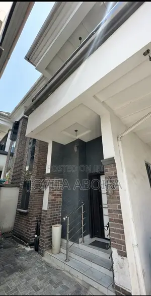 1bdrm Shared Apartment in Osapa London Gardens for rent