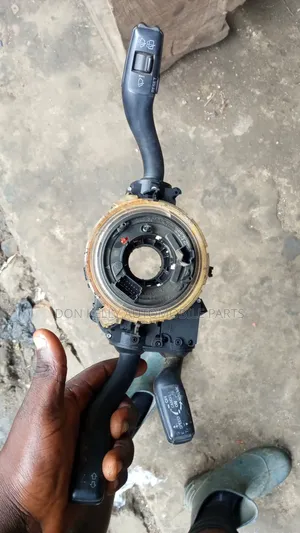 Audi Q7 Horn Contact or Angle Sensor