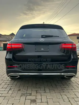 Mercedes-Benz GLC-Class 2018 Black