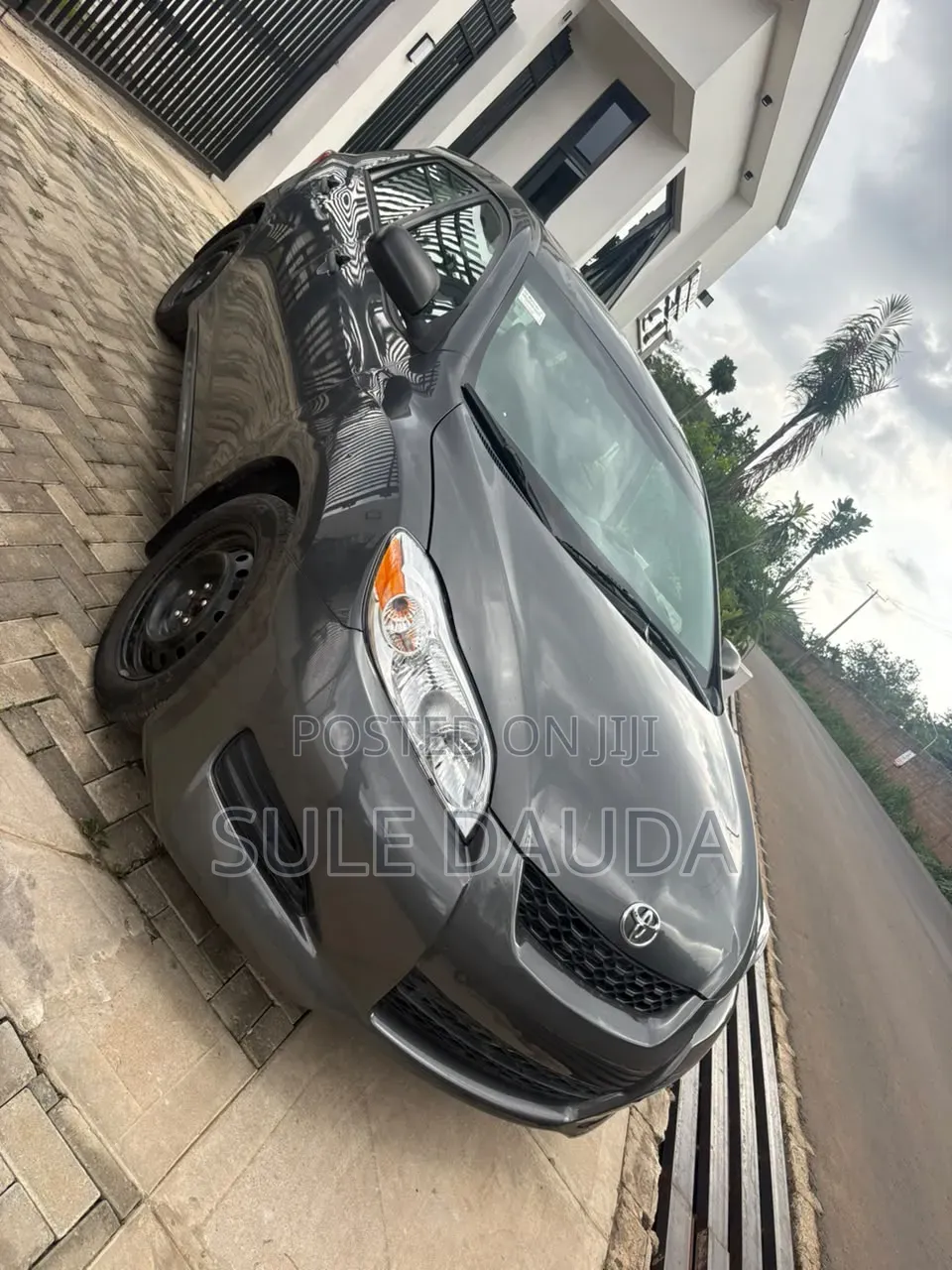 Toyota Matrix 2012 Gray