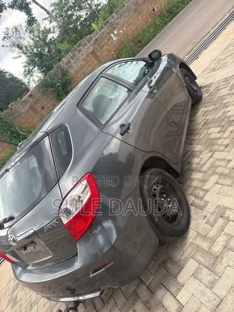 Toyota Matrix 2012 Gray