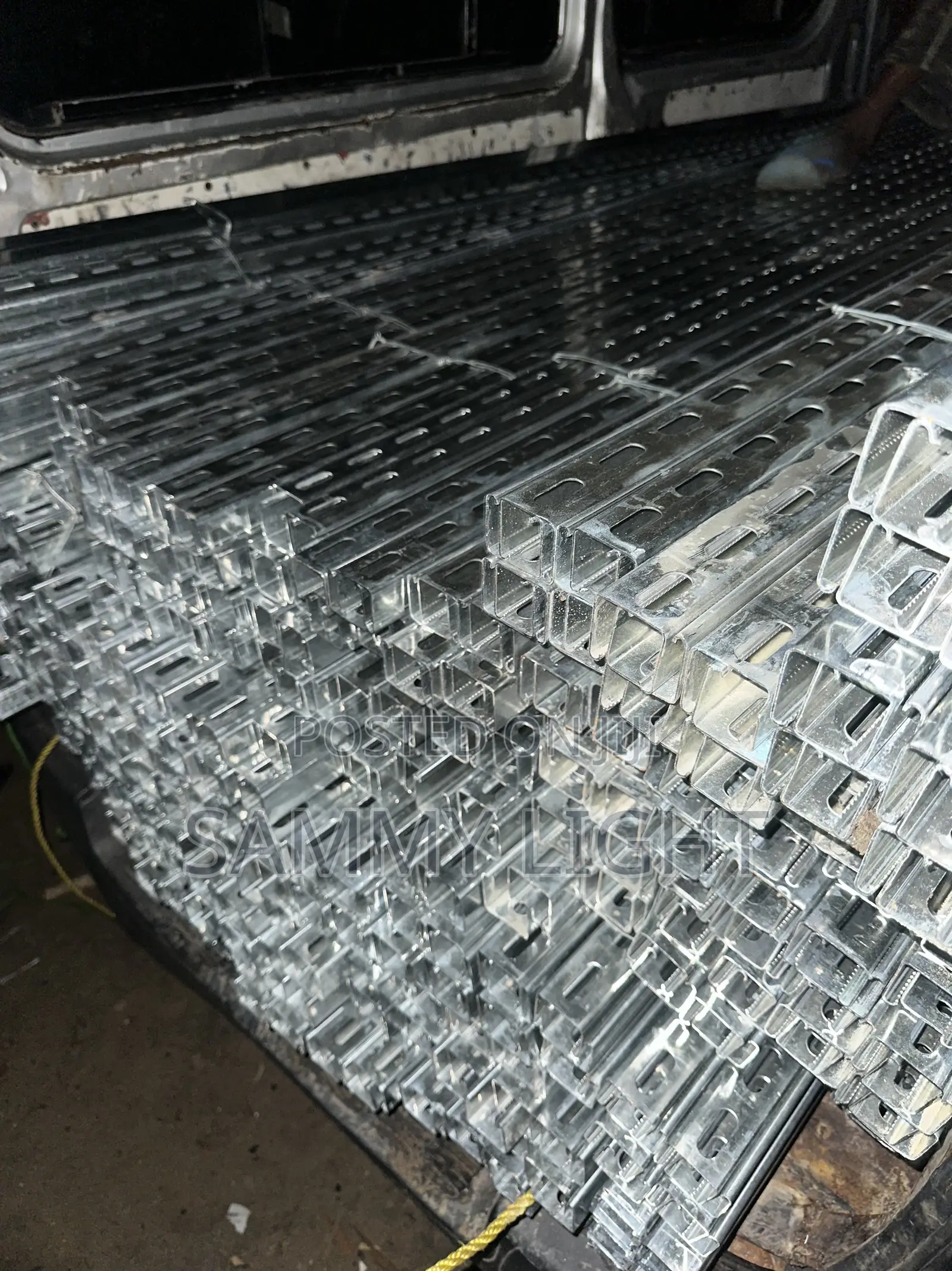 41 X 41mm Uni Strut C- Channel