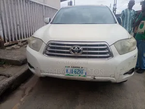 Toyota Highlander 2009 White